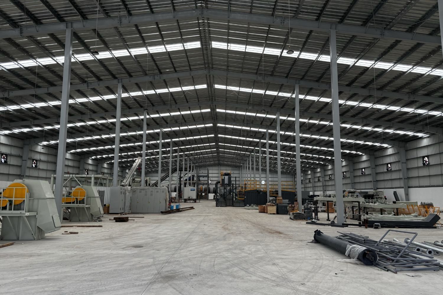 El anden en bodegas BTS en Mérida